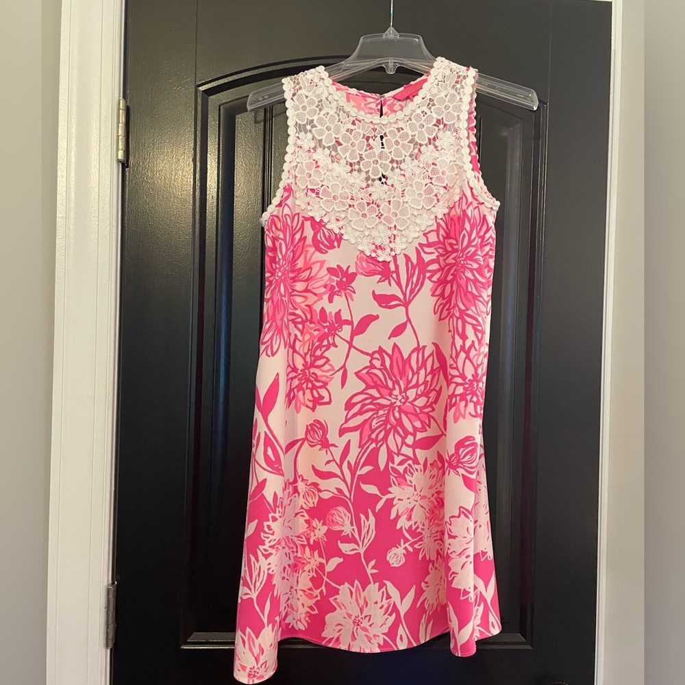 Lilly Pulitzer like New Dress. Worn 1 time. In EUC.